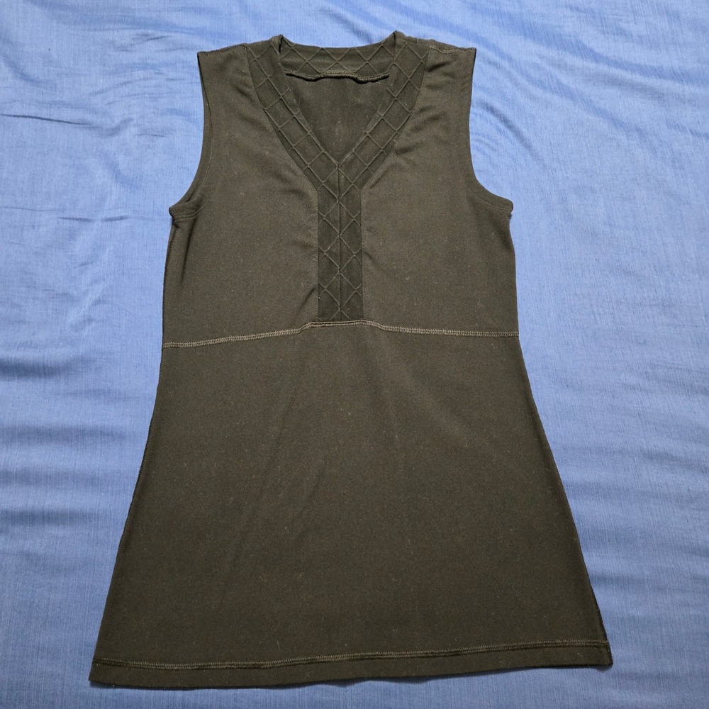 Lululemon Tank Top Womens 4 Black Excellent V-Neck Lattice Trim Sleeveless Yoga